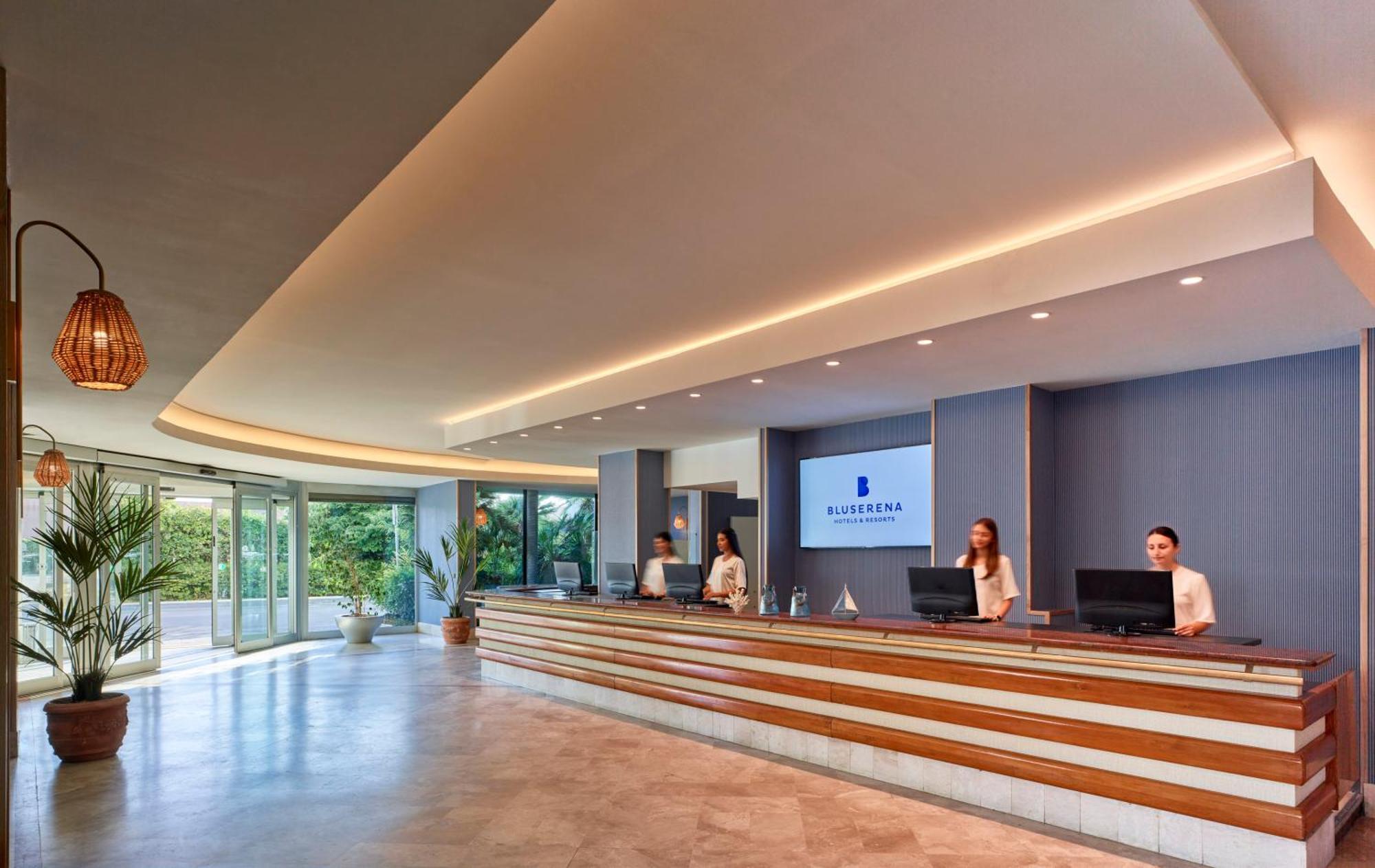 Serena Majestic Residence Montesilvano Luaran gambar